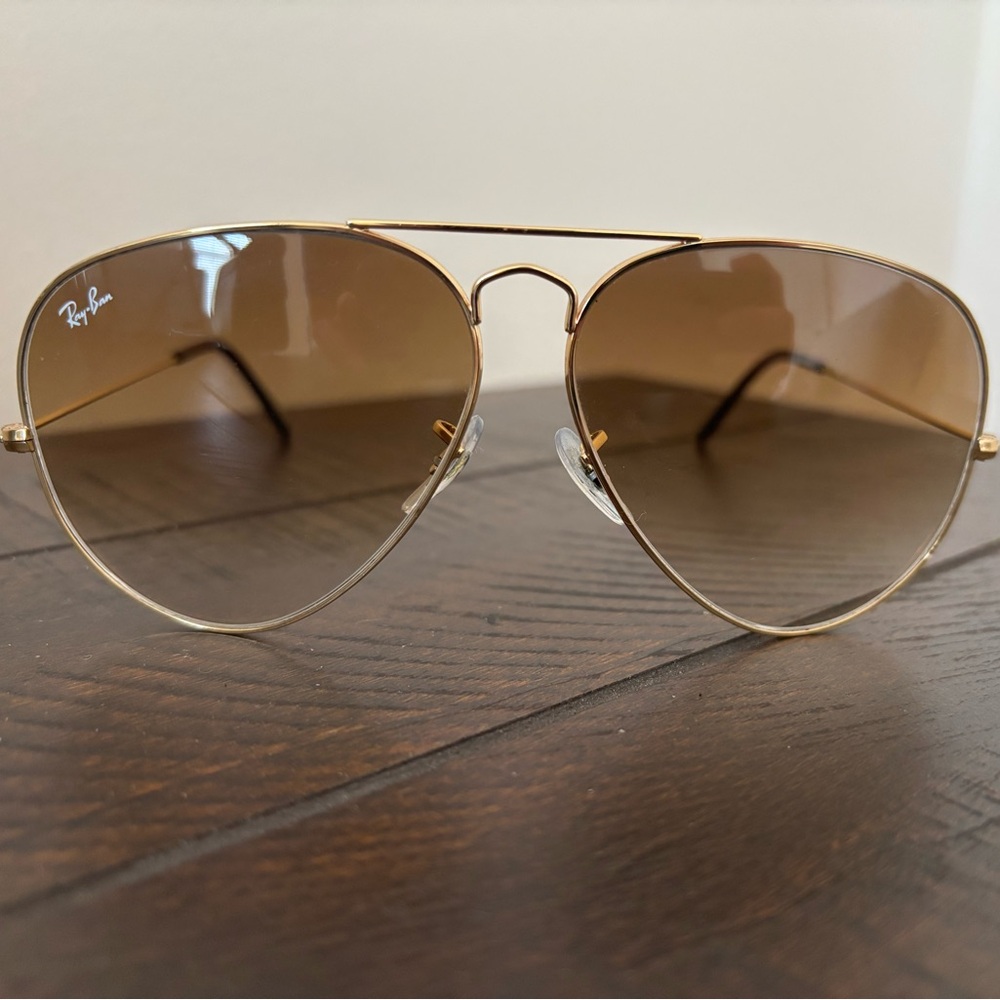 Ray-Ban Gold Aviator Sunglasses